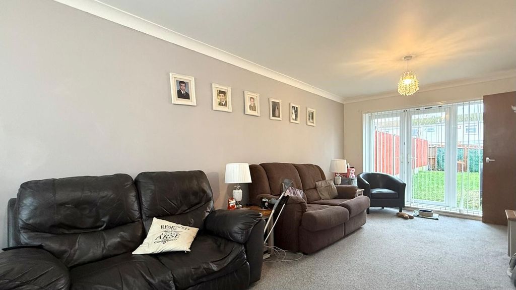 Property photo 1 of 10 Picture No. 04