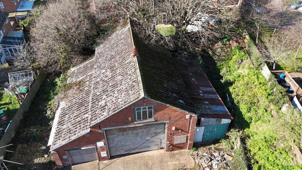 Property photo 2 of 6