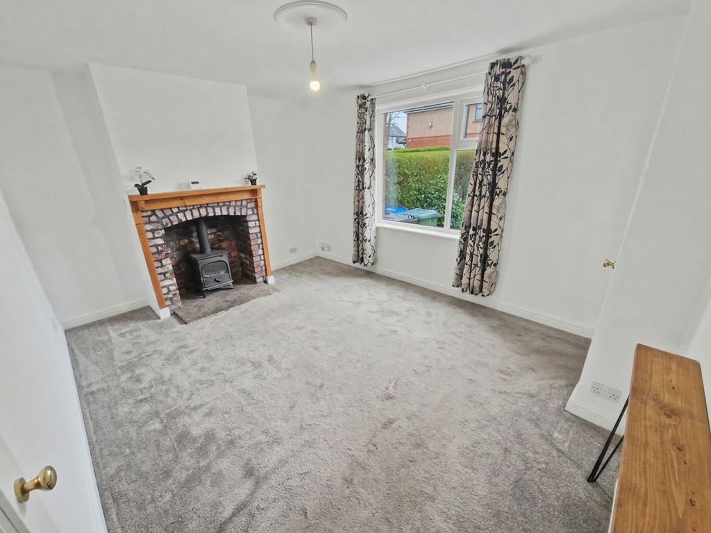 Property photo 3 of 31