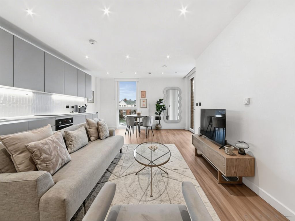 Property photo 1 of 13 Living Room