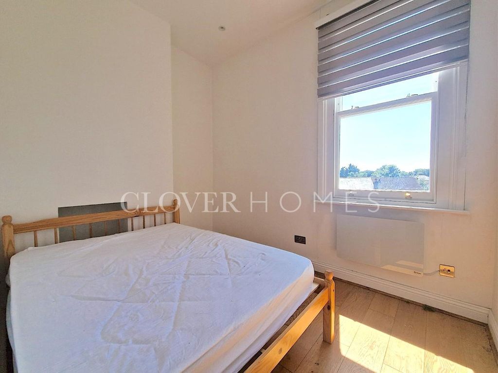 Property photo 2 of 4 450d439B-16c6-4d00-93c3-F732647211d7.Jpg