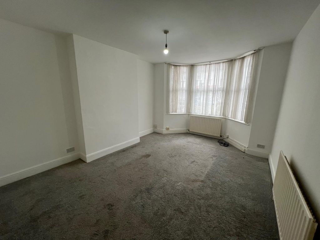Property photo 2 of 5 Tempimageytbouw.Jpg