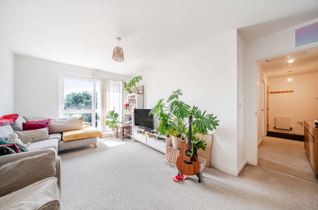 Property photo 3 of 15 1498831 (17)
