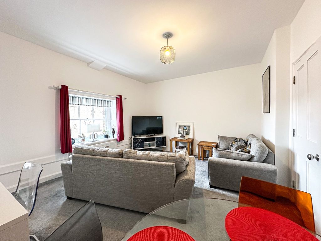 Property photo 3 of 10 4762137