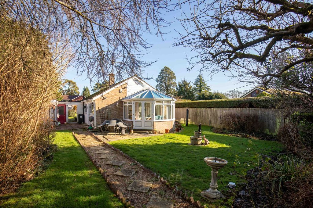 Property photo 2 of 19