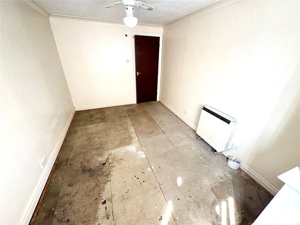 Property photo 3 of 7 Picture No. 02