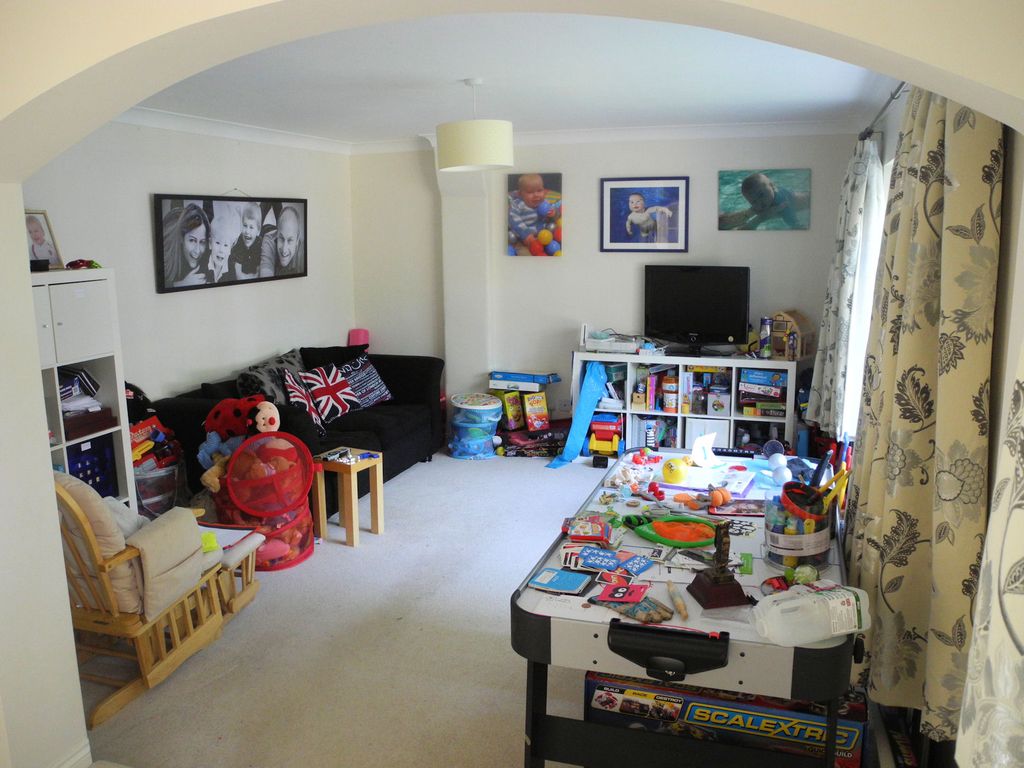 Property photo 3 of 13