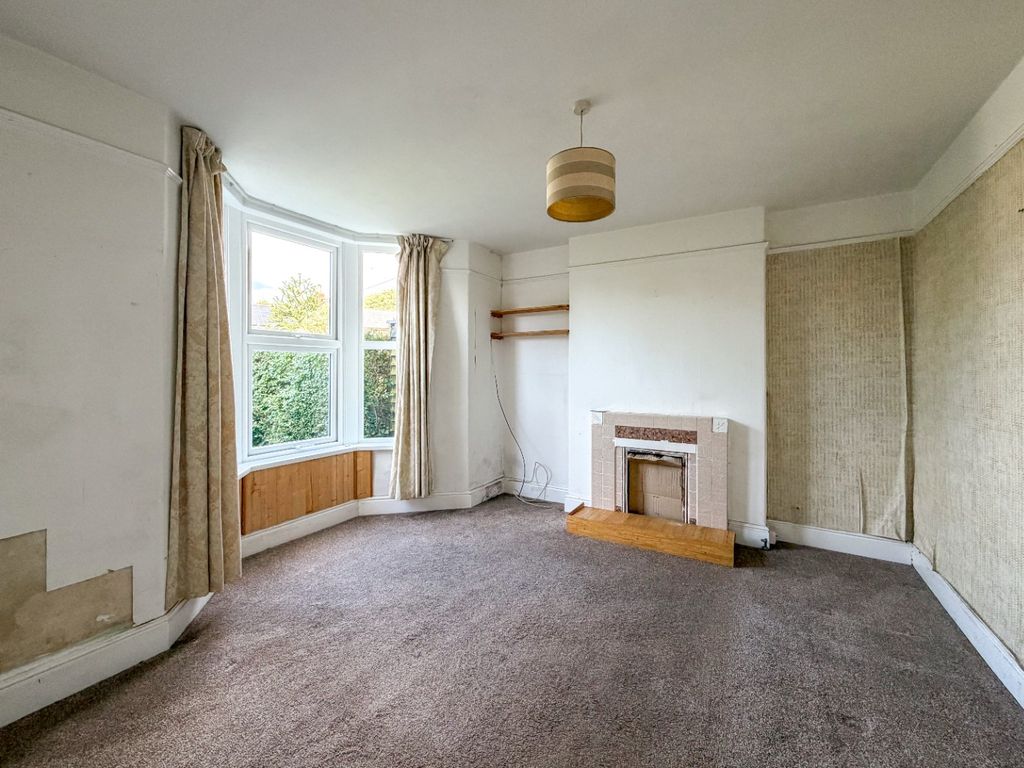 Property photo 2 of 20 5360135