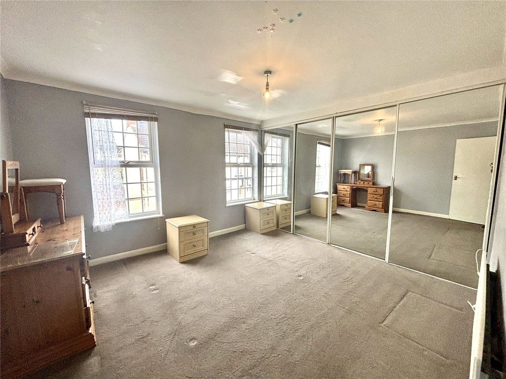 Property photo 3 of 9 Picture No. 04