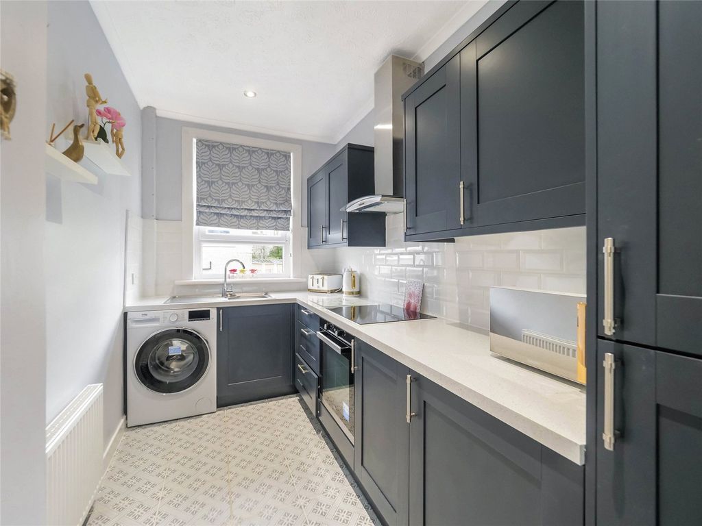 Property photo 3 of 21 Picture No. 05