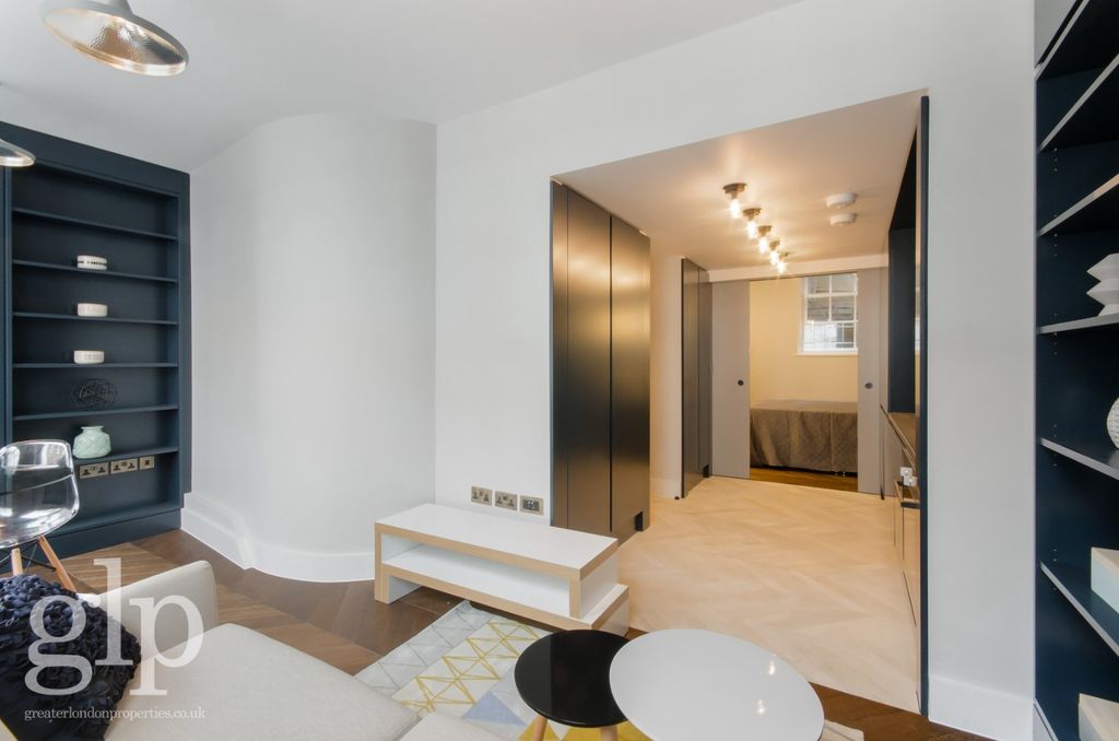 Property photo 2 of 13 987504