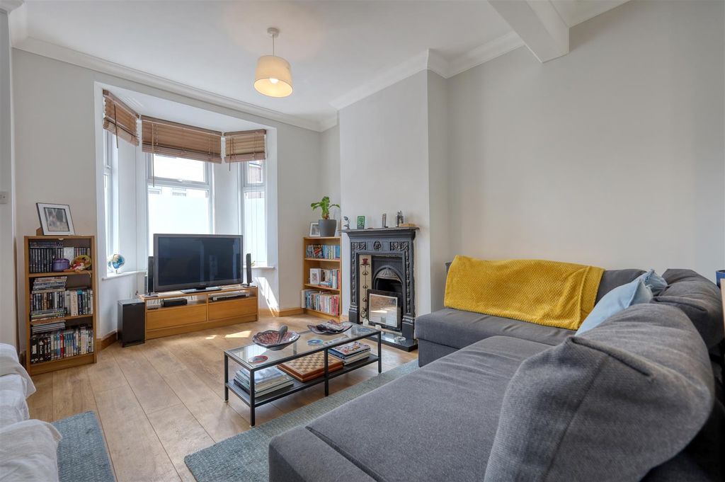 Property photo 2 of 20 Img_5674_6 Copy.Jpg