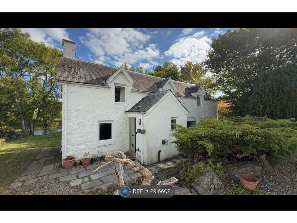 Property photo 2 of 14 External