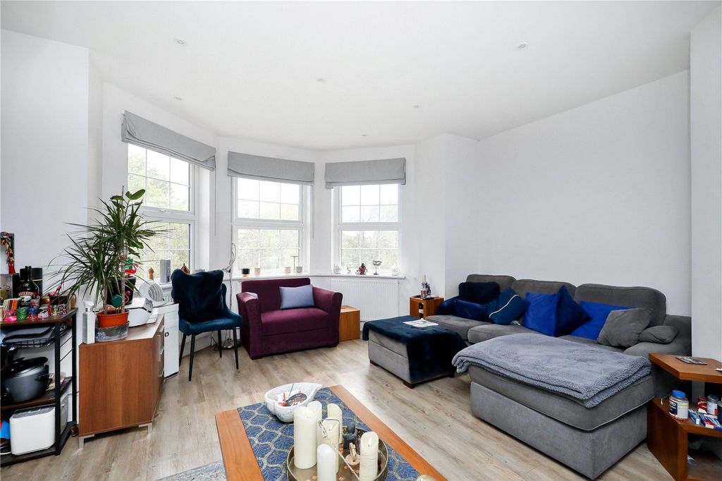 Property photo 2 of 12 Picture No. 05