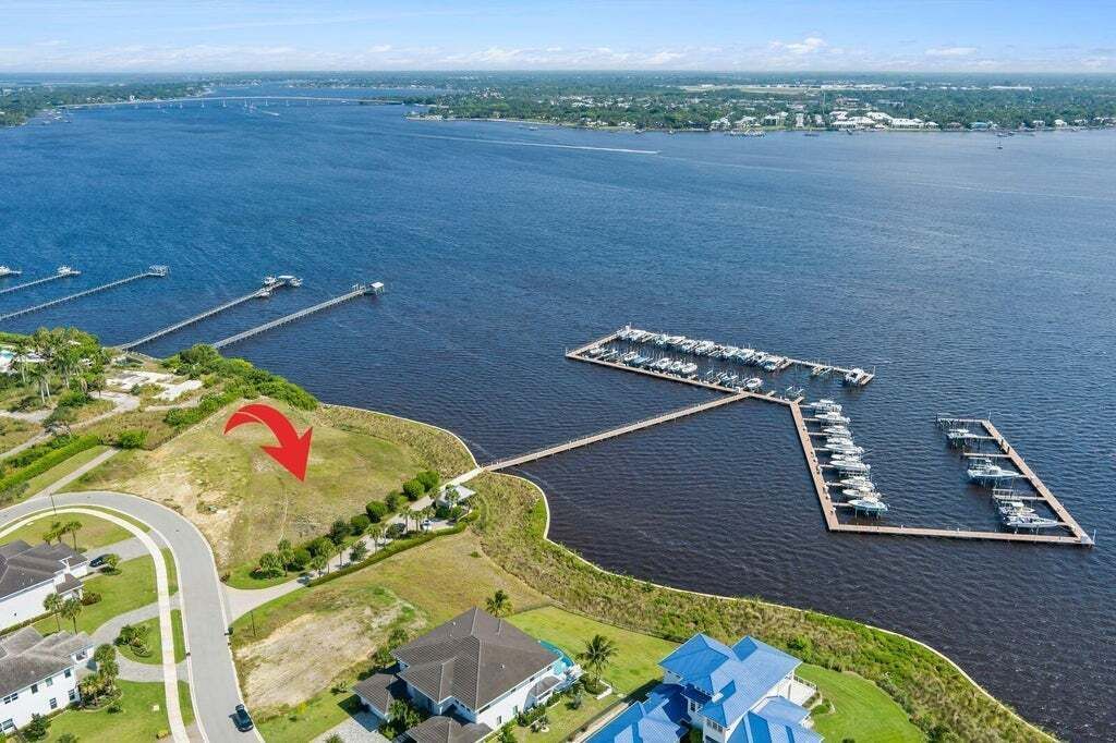 Property photo 1 of 1