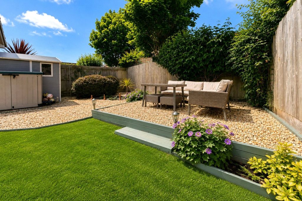 Property photo 3 of 18 Picture No. 33
