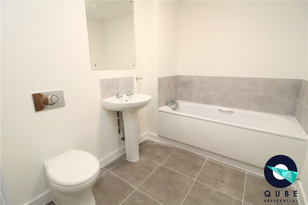 Property photo 3 of 6 Picture No. 04