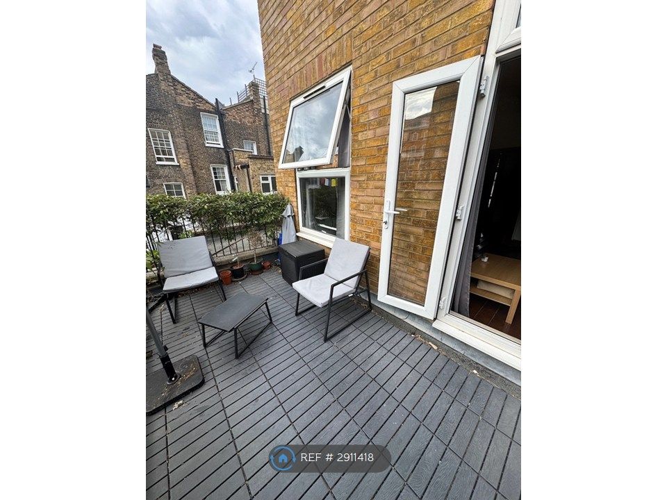 Property photo 2 of 29 Roof Terrace