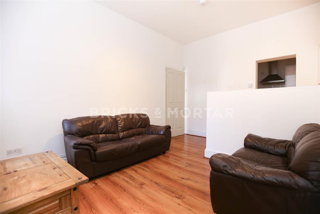 Property photo 3 of 9 Wciqitar9Hkmnjanawcpdfrrjie.Jpg