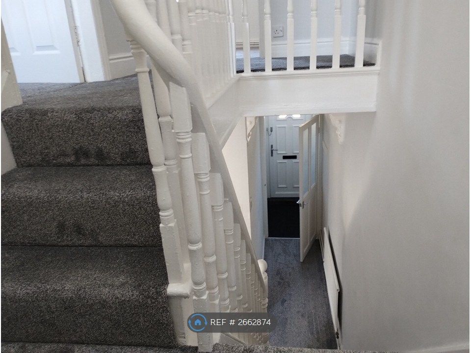 Property photo 3 of 24