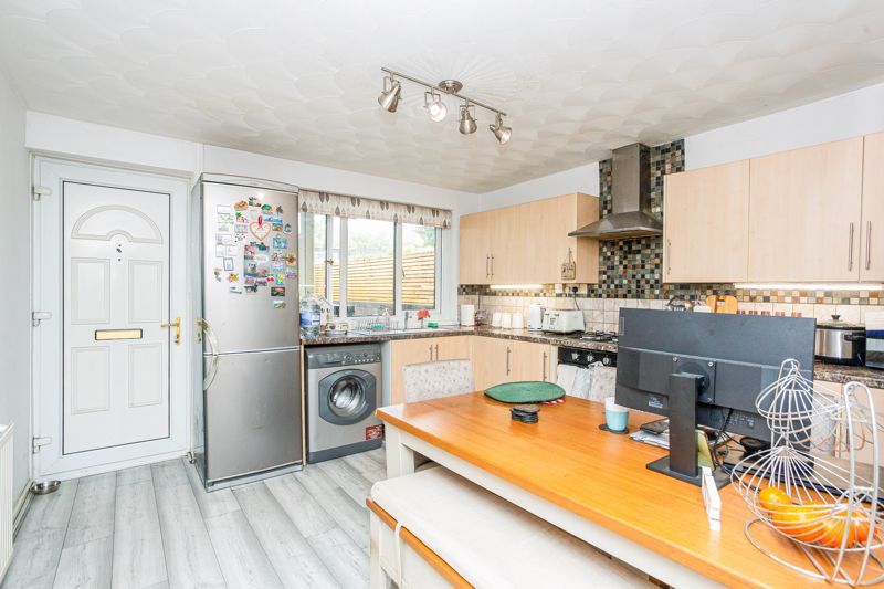 Property photo 3 of 21 Photo 6