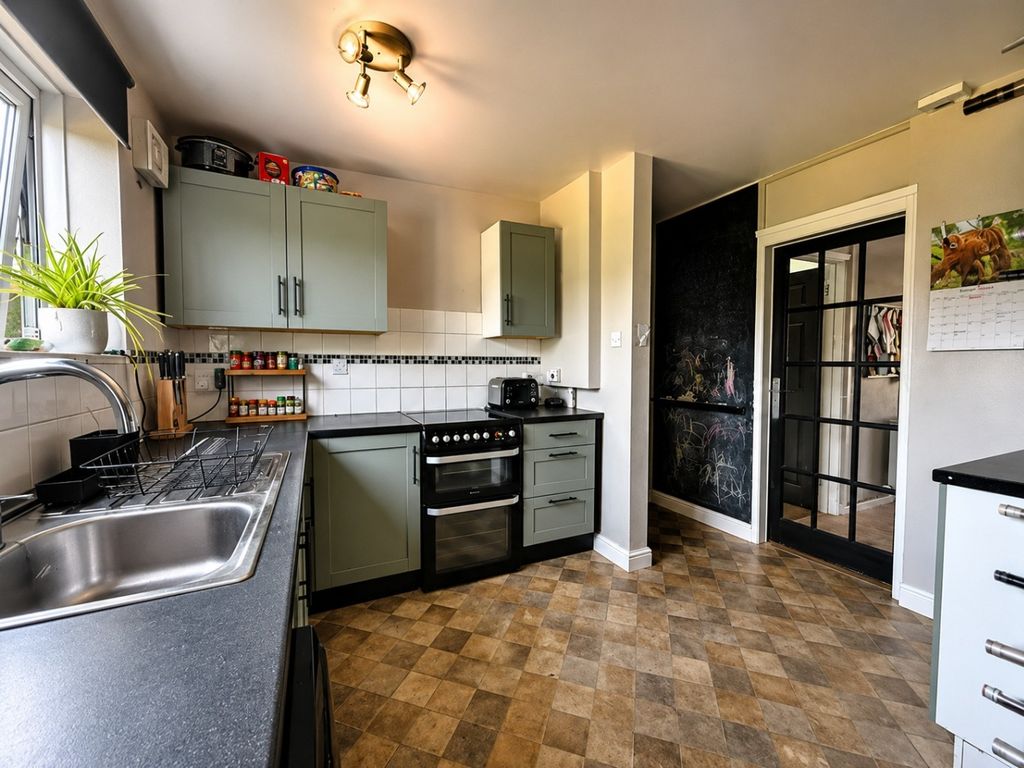 Property photo 3 of 17 52498712