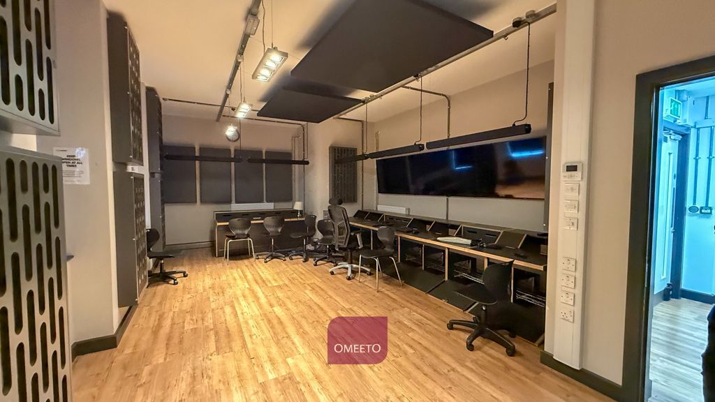 Property photo 1 of 3 Office To Rent