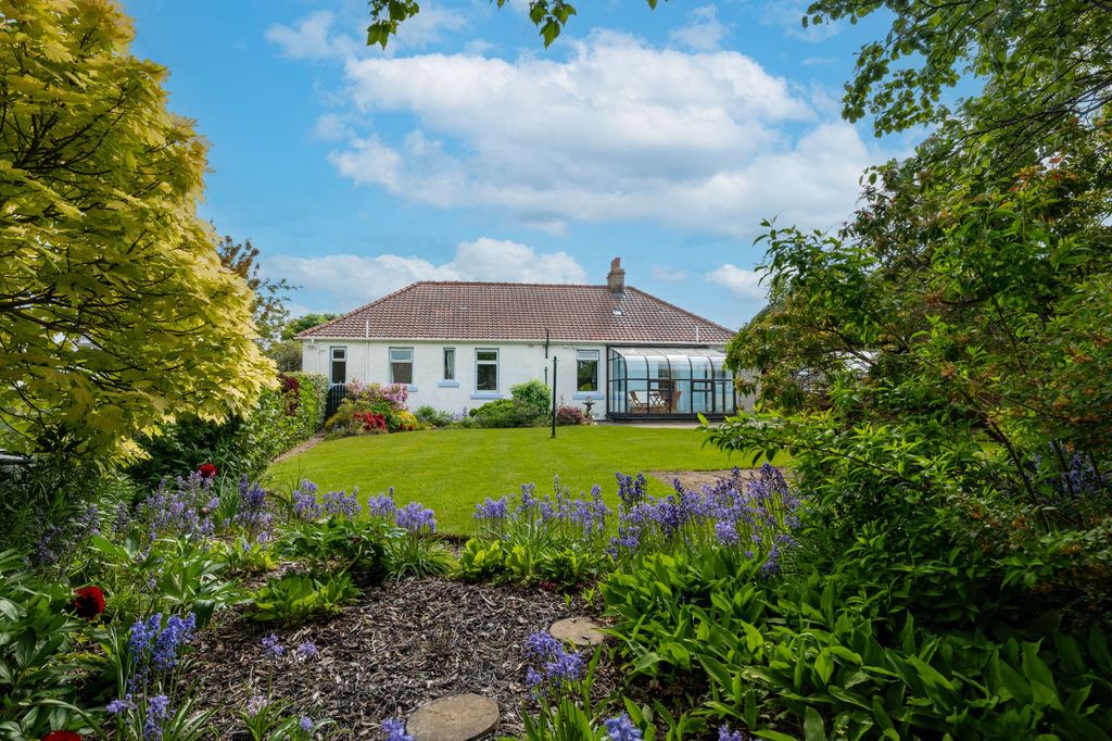 Property photo 1 of 35