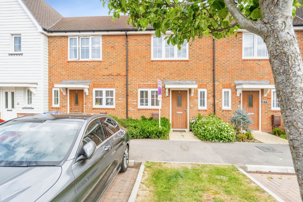 Property photo 1 of 18 Allocated Parking