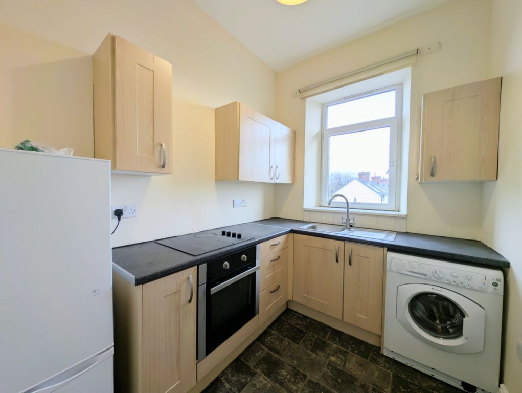 Property photo 2 of 13 Picture No. 08