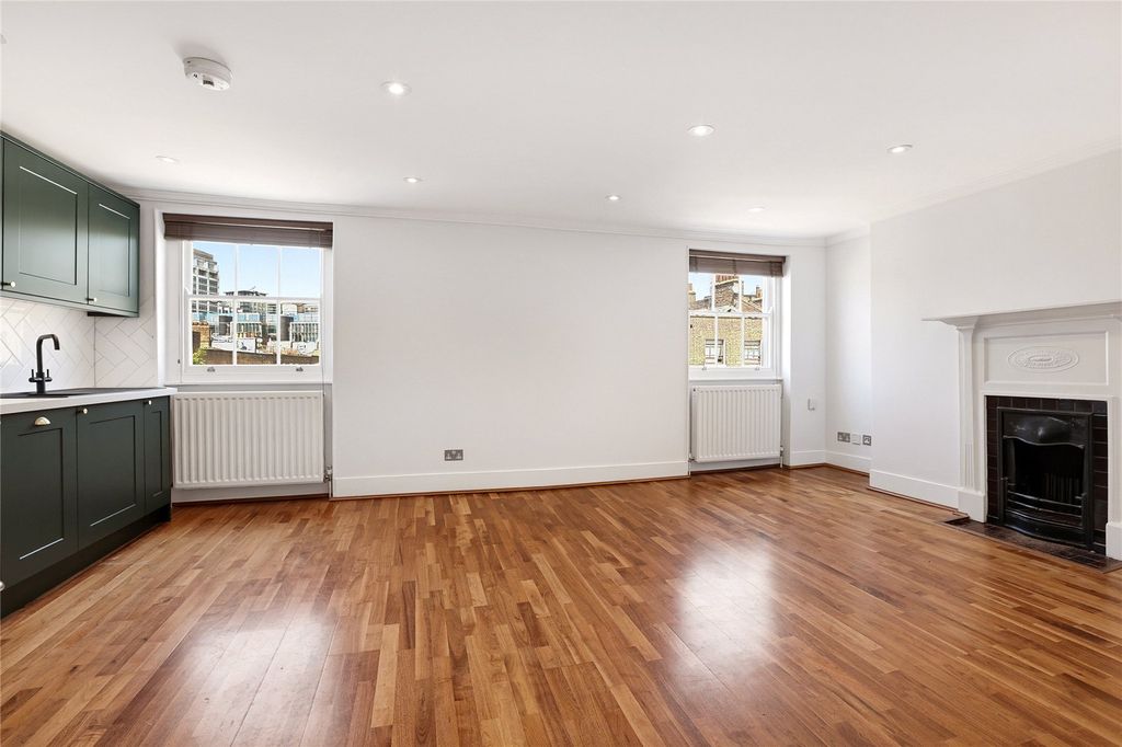 Property photo 2 of 13 Reception Room