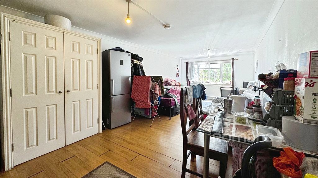 Additional image 8 of 9 bed detached house for saleManor Road, Aldershot, Hampshire GU11