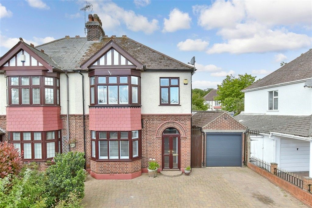 Property photo 1 of 9 External