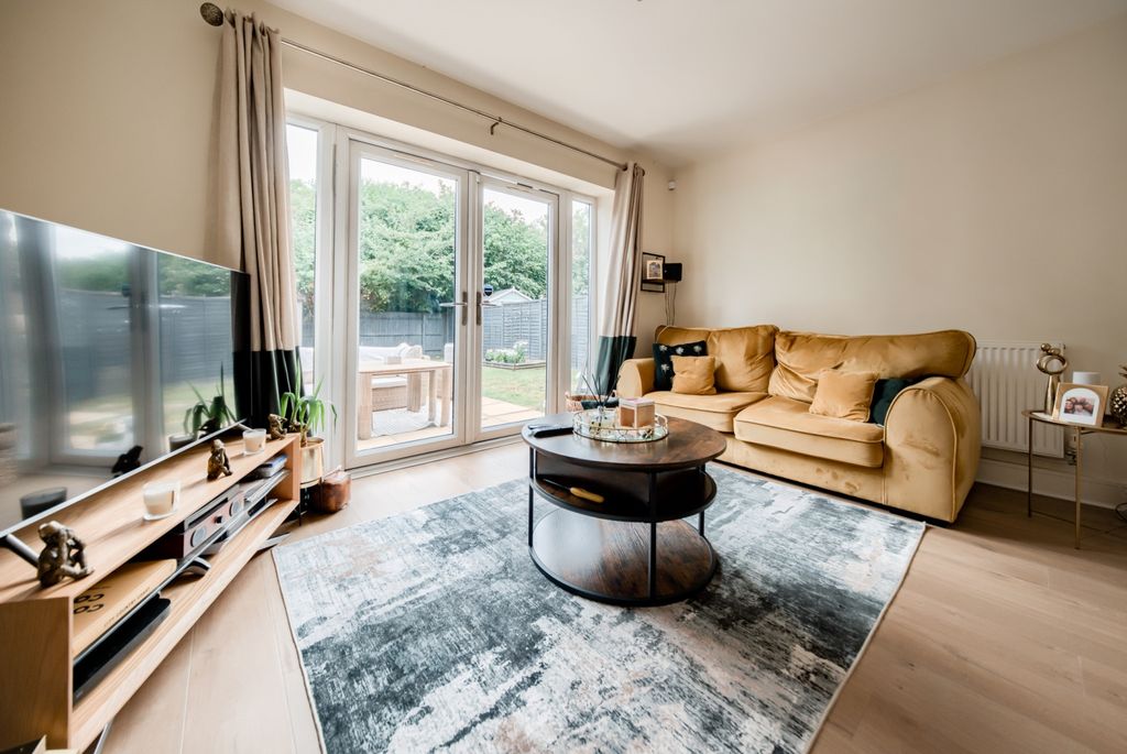 Property photo 3 of 18 Xt5A5954-Hdr(3)