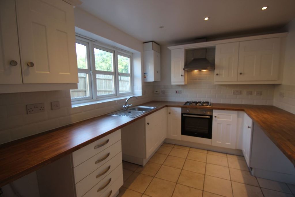 Property photo 2 of 26