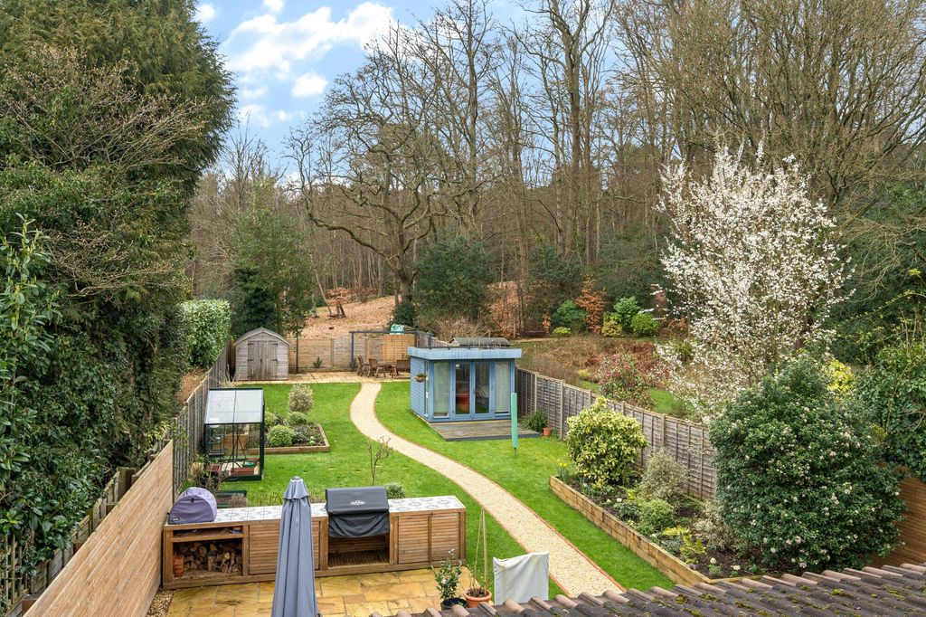 Property photo 1 of 16