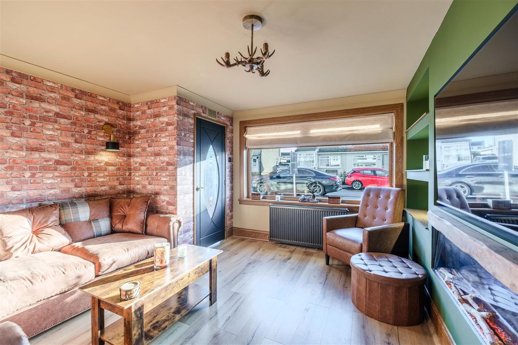 Property photo 3 of 29 Spinningdale-9.Jpg