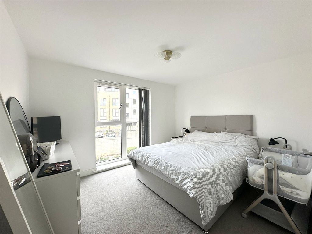 Property photo 3 of 17 Bedroom One