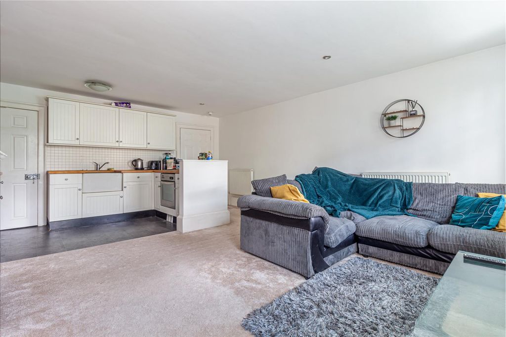 Property photo 3 of 10 Living-Room-3.Jpg