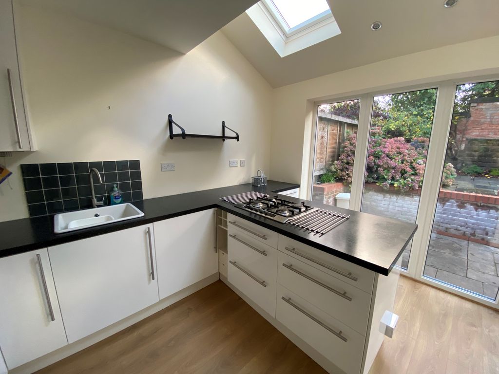 Property photo 2 of 21