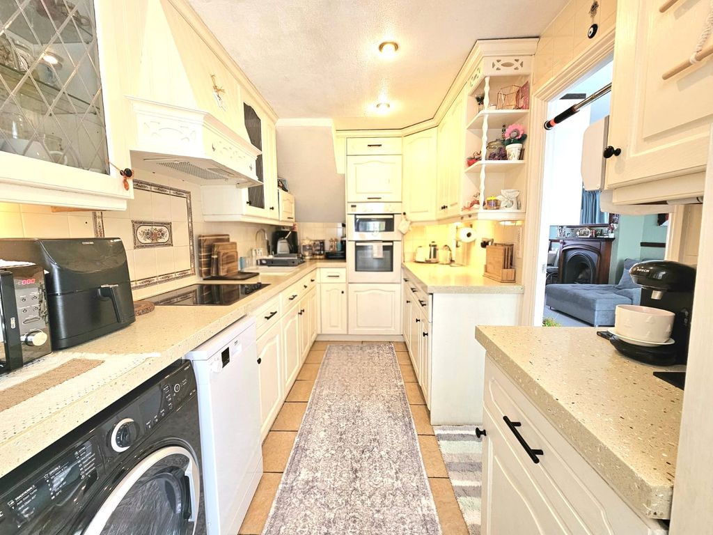 Property photo 3 of 11 Picture No. 20