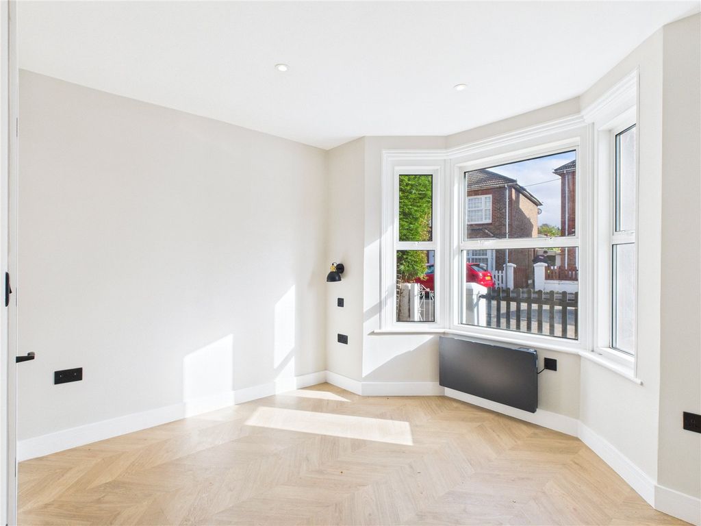 Property photo 1 of 3 Picture No. 03