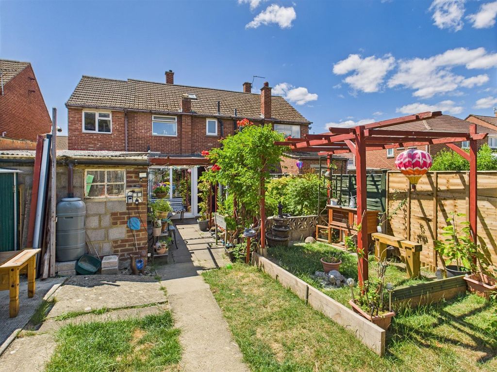 Property photo 3 of 17