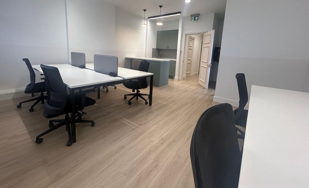 Property photo 2 of 7 55B23dc987B848d6881836E1256F1Aec.Jpg