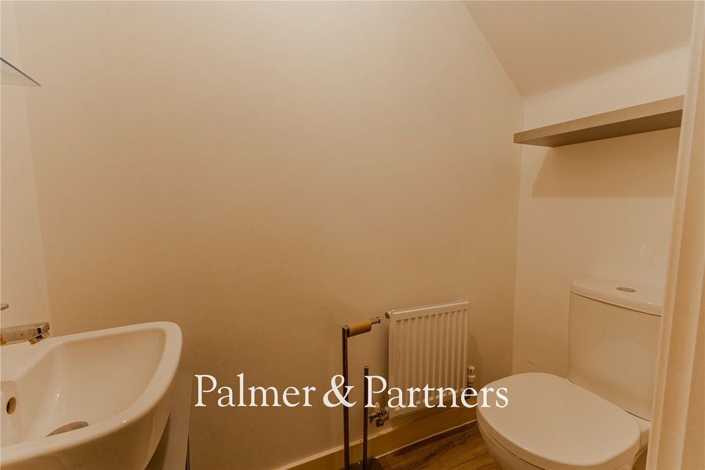 Additional image 10 of 5 bed detached house for saleHodgson Avenue, Leiston, Suffolk IP16