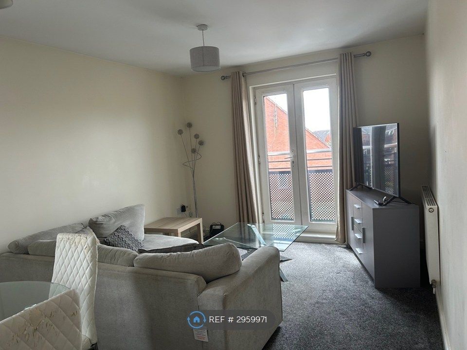 Property photo 3 of 12