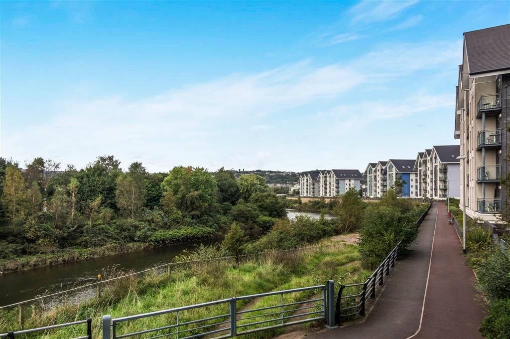 Property photo 2 of 7 Study