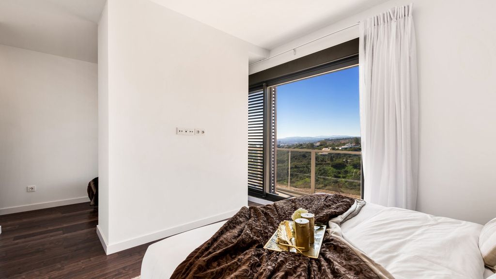 Property photo 2 of 46 Photo 1