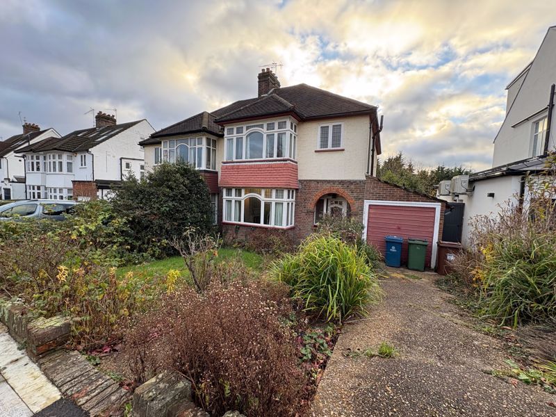 Property photo 1 of 13 Photo 6