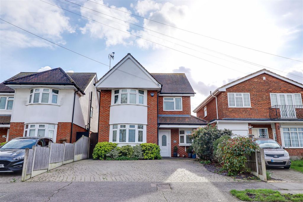 Property photo 1 of 29